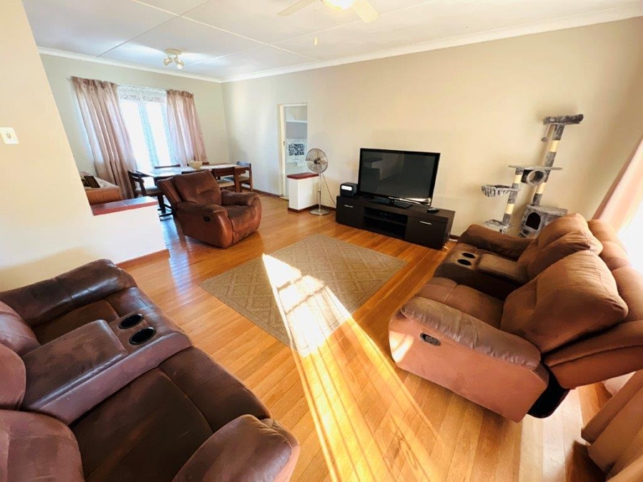 4 Bedroom Property for Sale in Chiselhurst Eastern Cape